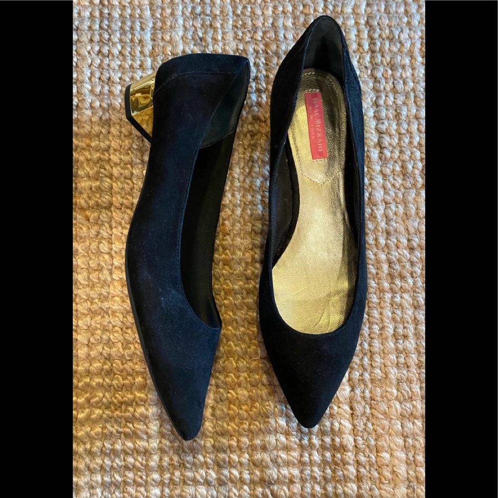 pointy black shoes